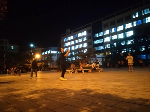 图片1.png