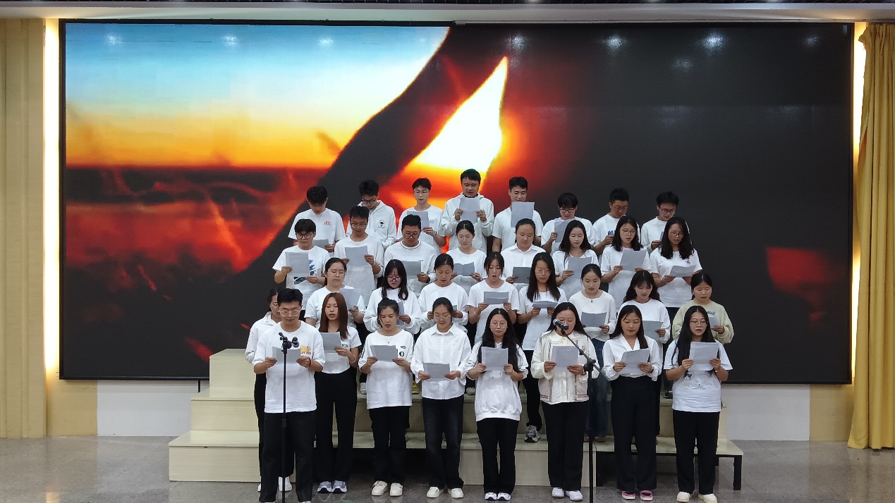 学院资讯 | 财会金融学院“青春为中国式现代化挺膺担当”诗朗诵比赛顺利完成 第 10 张 学院资讯 | 财会金融学院“青春为中国式现代化挺膺担当”诗朗诵比赛顺利完成 第 10 张