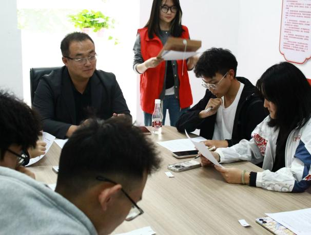 学院资讯丨首届翰文杯商业精英挑战赛品牌策划竞赛完美落幕 第 10 张 学院资讯丨首届翰文杯商业精英挑战赛品牌策划竞赛完美落幕 第 10 张