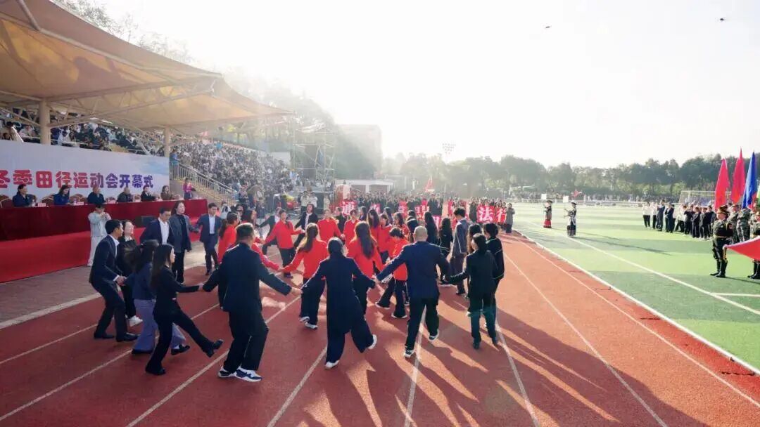 锚定五育并举 深耕育人实践｜财经商贸学院以校运之窗 淬炼时代担当 第 3 张