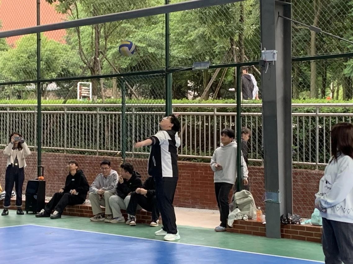 以体育人！财会金融学院第一届“财跃杯”气排球比赛开幕式暨首日赛事圆满完成 第 8 张