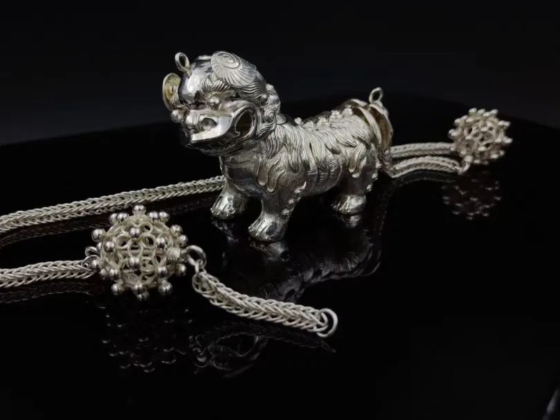 暑期社会实践｜财会金融学院走乡村·促振兴实践队对话银饰非遗传承人解码千年技艺的传承密码 第 6 张