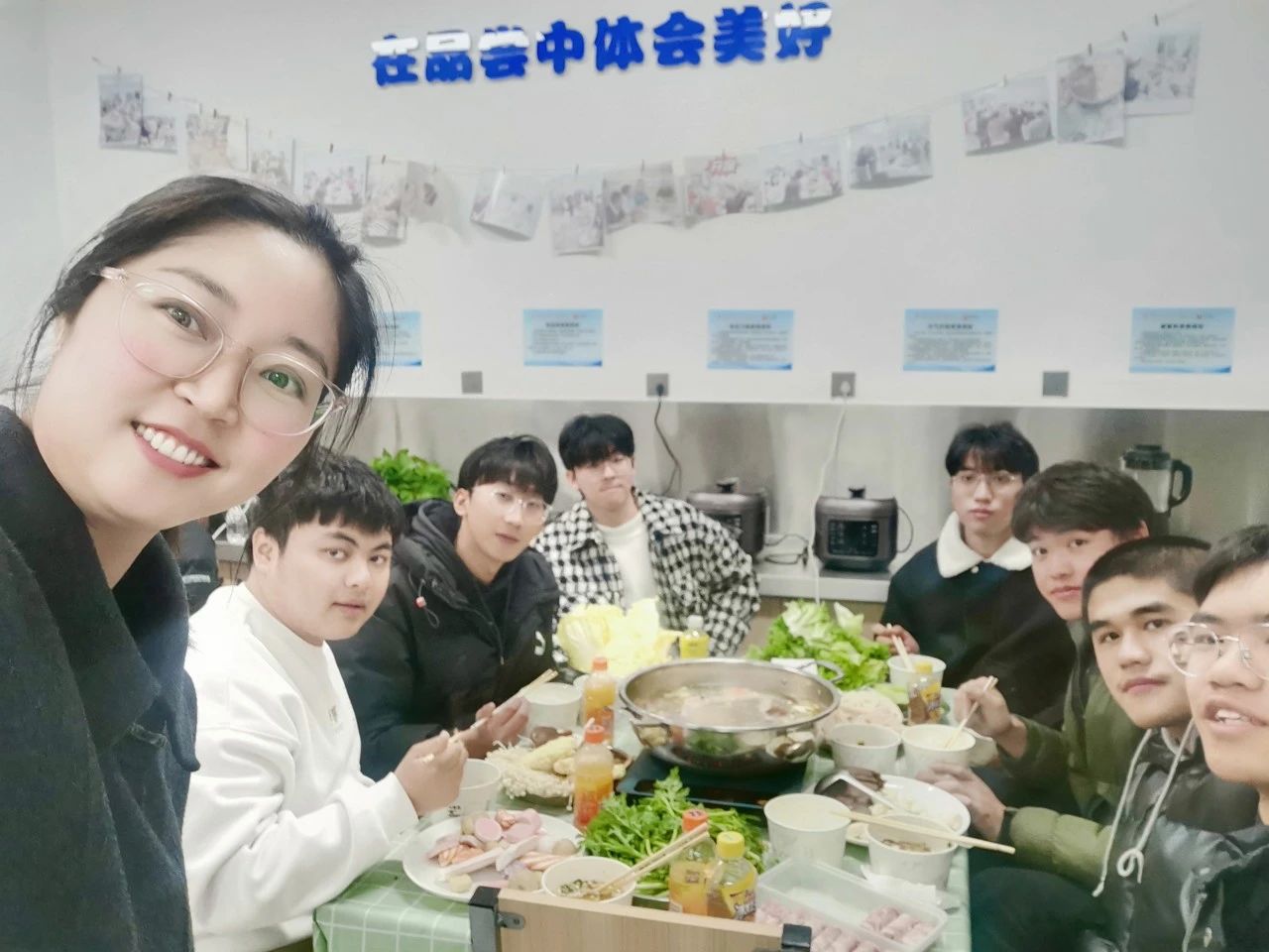 一站式学生社区 | 荟”聚青春,共享“食”光:财会金融学院智慧社区美食汇活动来啦! 第 10 张 一站式学生社区 | 荟”聚青春,共享“食”光:财会金融学院智慧社区美食汇活动来啦! 第 10 张