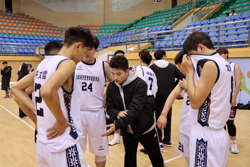 蓄力而发,挺进总决赛终章!医学院勇闯校篮球赛总决赛 第 6 张 蓄力而发,挺进总决赛终章!医学院勇闯校篮球赛总决赛 第 6 张