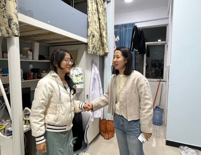 开学查寝暖人心 关怀护航新学期 第 2 张